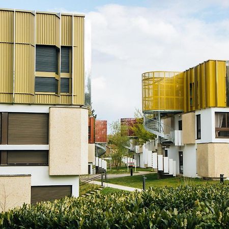 Twenty Business Flats Jouy-En-Josas Aparthotel Bagian luar foto