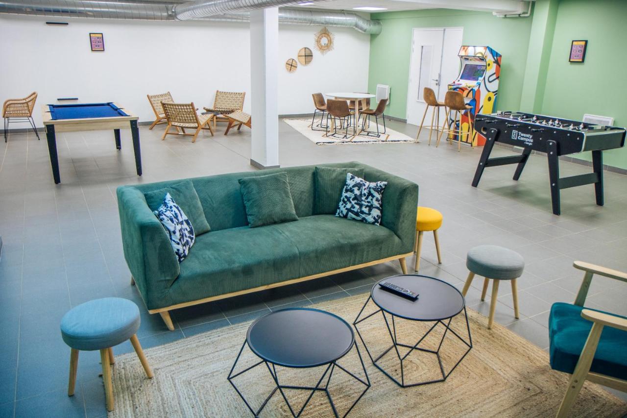 Twenty Business Flats Jouy-En-Josas Aparthotel Bagian luar foto